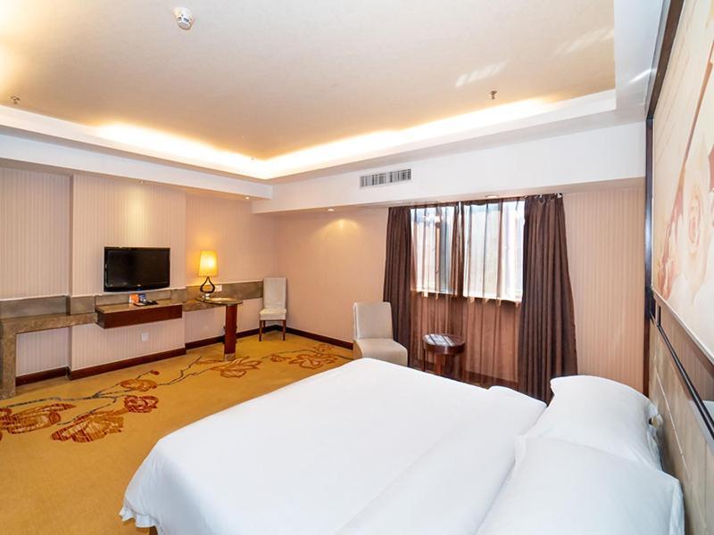 Vienna Hotel Zhaoqing Qixingyanpaifang Exterior photo