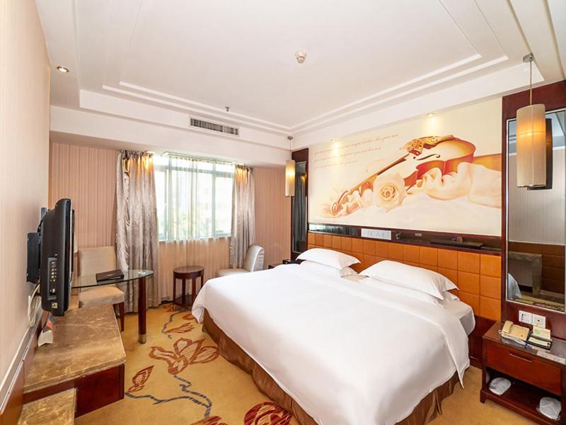 Vienna Hotel Zhaoqing Qixingyanpaifang Exterior photo